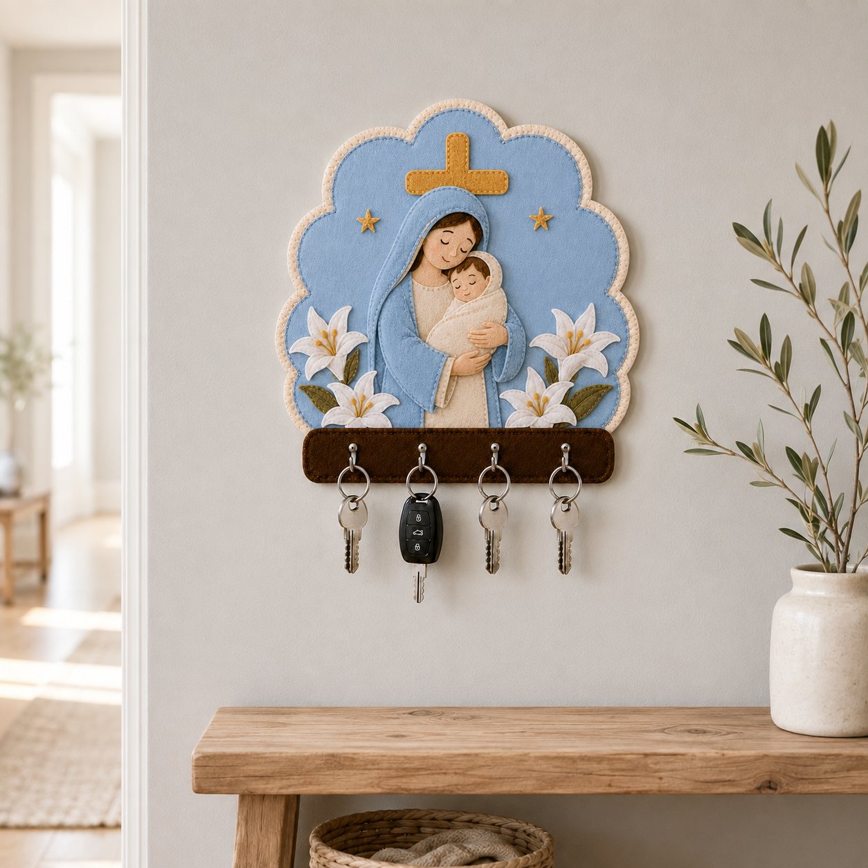 Virgin Mary and Baby Jesus Wall Felt Key Holder, Virgin Mary With Flower Wall Key Rack, Handmade Catholic Home Decor, Religious Housewarming Gift, Felt Custom FELTHD10