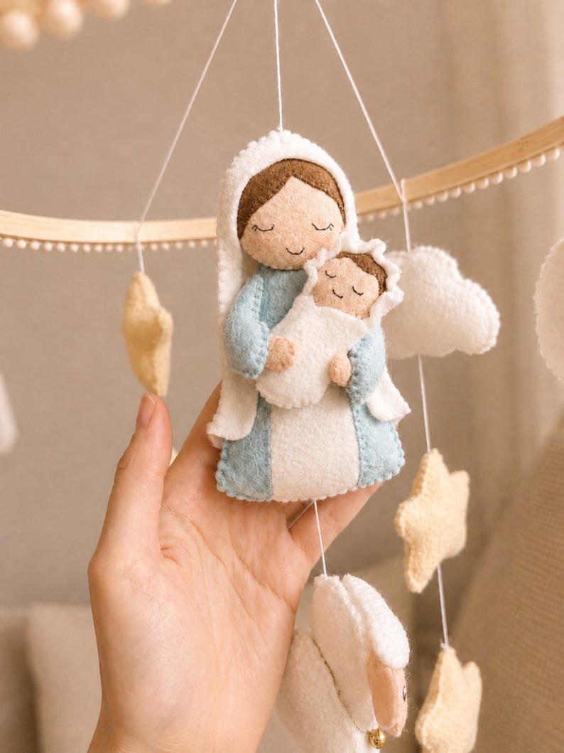 Personalized Felt Mary and Baby Jesus Felt Baby Mobile, Handmade Christian Guardian Angel LambChristmas Felt Crib Mobile, Christian Nursery Decor, Neutral Crib Mobile, Baby Baptism Gift FELTBMB12