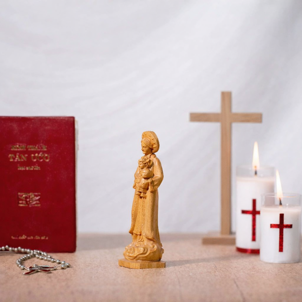 Our Lady of La Vang Statue, Catholic Figurine 15cm 20cm, Virgin Mary Statue, Vietnamese Catholic Devotional, Religious Home Altar Decor, Catholic Gift
