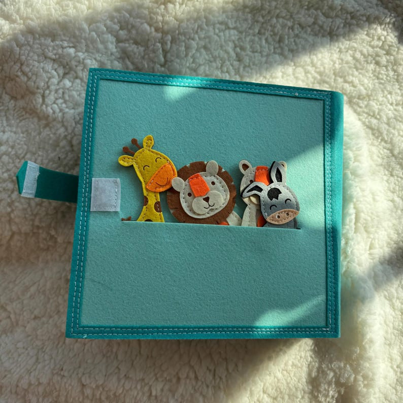 Personalized Bible Story Activity Toy, Christian Felt Busy Book, Soft Cloth Storytelling Books, Activity Books for toddlers, Baptism gifts, Montessori toys, Christian Sunday School Toys BB02