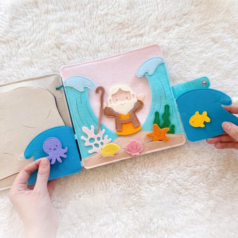 Personalized Bible Story Activity Toy, Christian Felt Busy Book, Soft Cloth Storytelling Books, Activity Books for toddlers, Baptism gifts, Montessori toys, Christian Sunday School Toys BB03