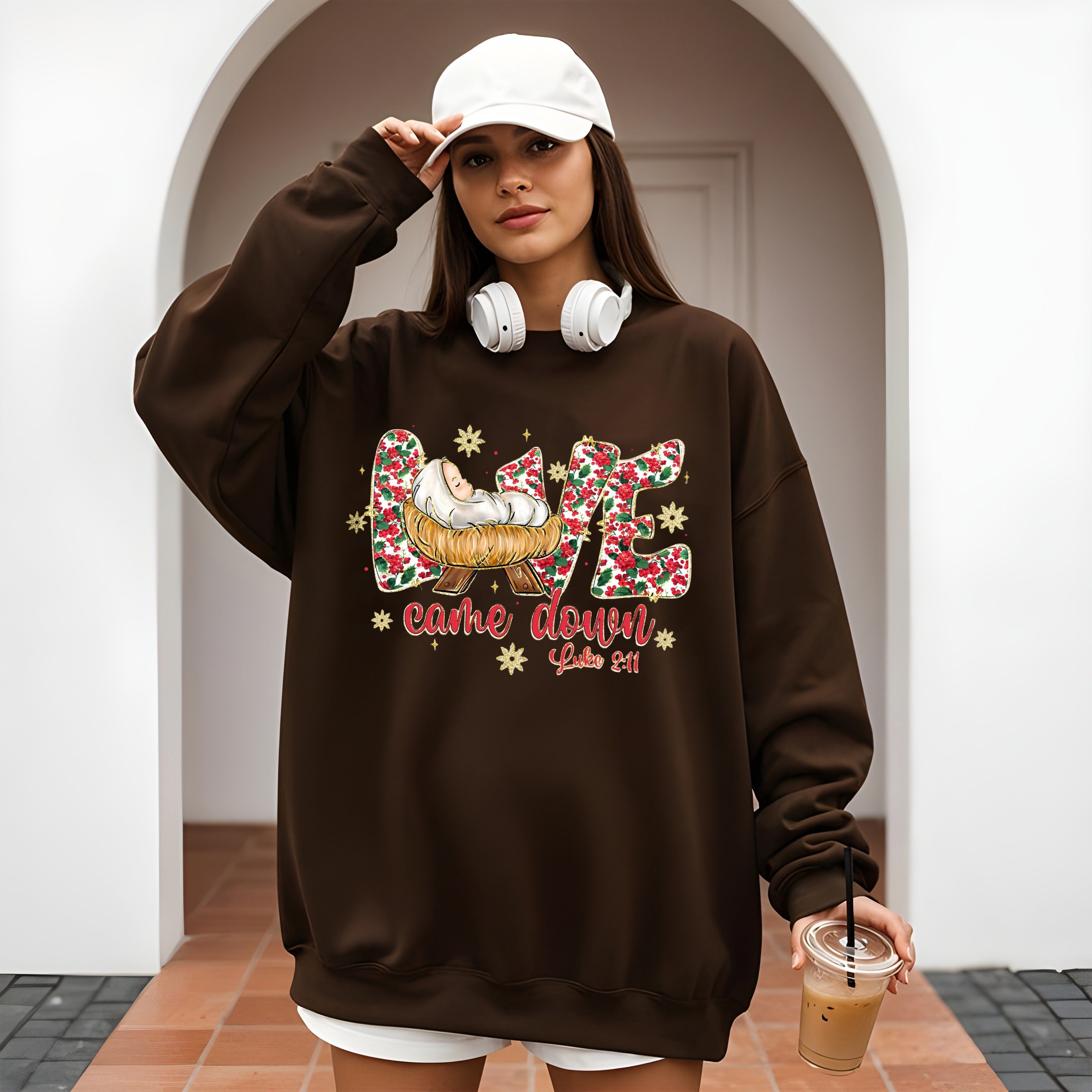 Love Came Down Christmas Sweatshirt, Luke 2:11 Bible Verse Pullover, Christian Nativity Baby Jesus Holiday Crewneck