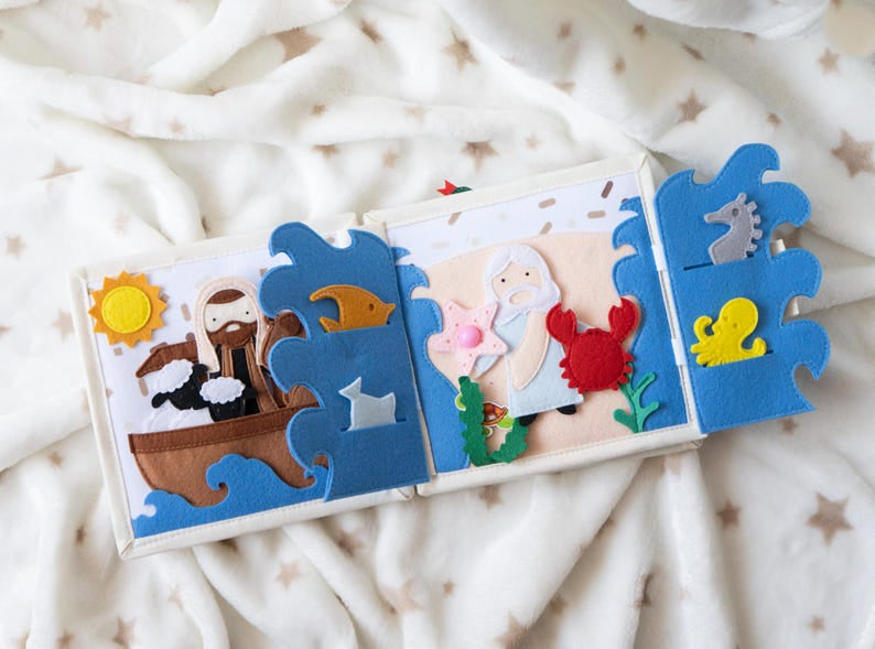 Personalized Christian Busy Book, Christian Story Felt Busy Book, Christmas Quiet Book, Soft Cloth Storytelling Books, Activity Books for toddlers, Bible Story Activity Toy, Custom Name Montessori Gift BB05