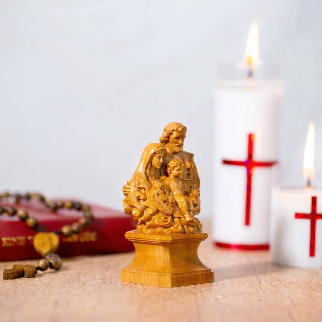 Holy Family Wooden Statue, Catholic Beech Wood Figurine 12cm, Jesus Mary Joseph Statue, Religious Home Altar Decor, Christian Devotional, Catholic Gift