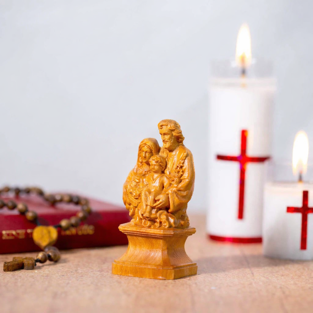 Holy Family Wooden Statue, Catholic Beech Wood Figurine 12cm, Jesus Mary Joseph Statue, Religious Home Altar Decor, Christian Devotional, Catholic Gift