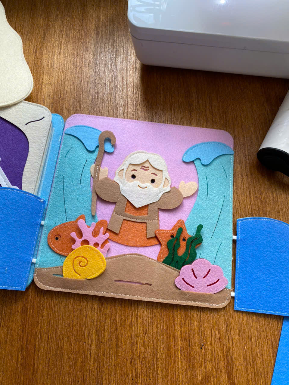 Personalized Bible Story Activity Toy, Christian Felt Busy Book, Soft Cloth Storytelling Books, Activity Books for toddlers, Baptism gifts, Montessori toys, Christian Sunday School Toys BB03